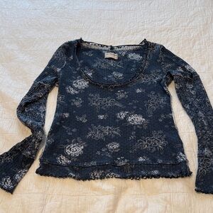 Free People We The Free Navy Long Sleeve Floral Ruffle TShirt Size M Bell Sleeve